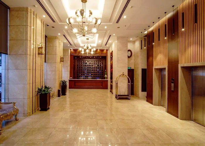 Nhat Ha L'Opera Hotel